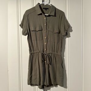 Cotton Candy LA linen romper. Large.